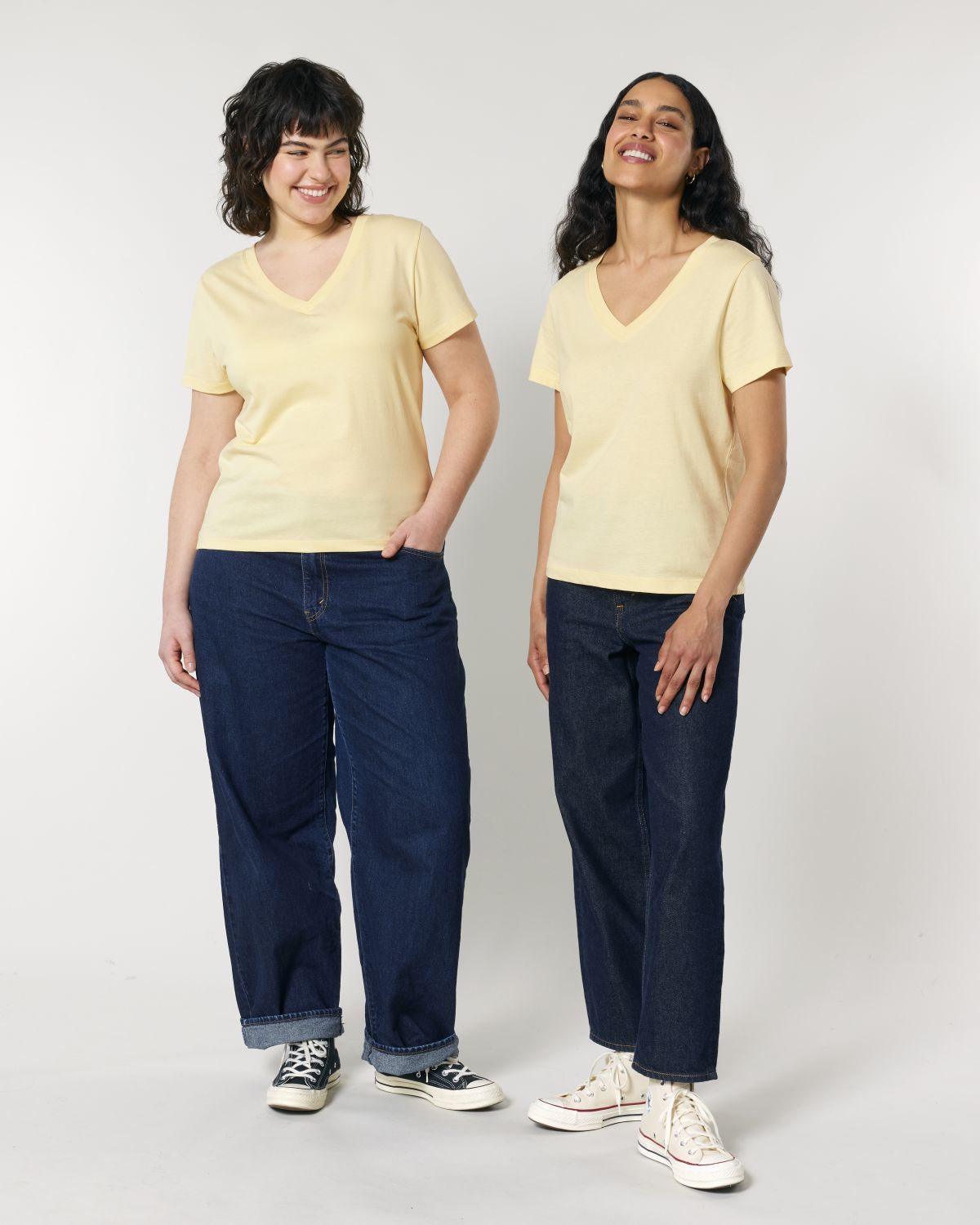 T-shirt scollo a V Donna
