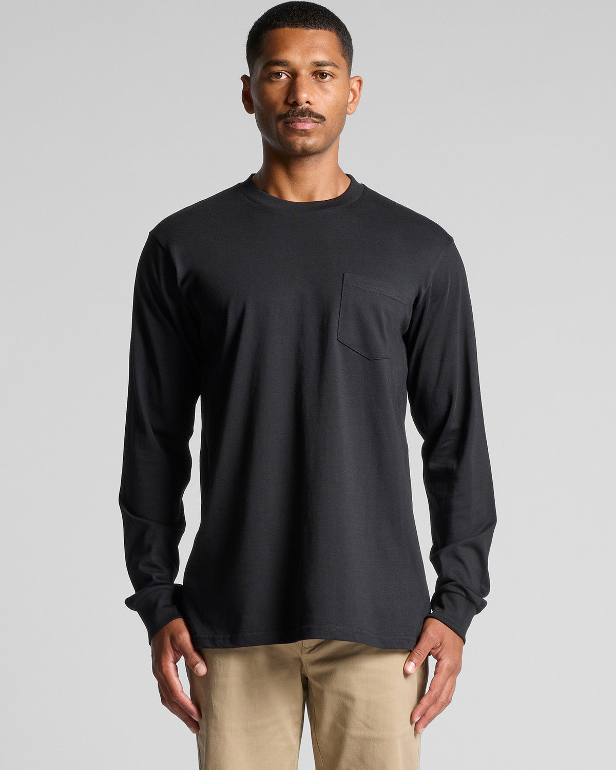 T-shirt longsleeve con taschino unisex