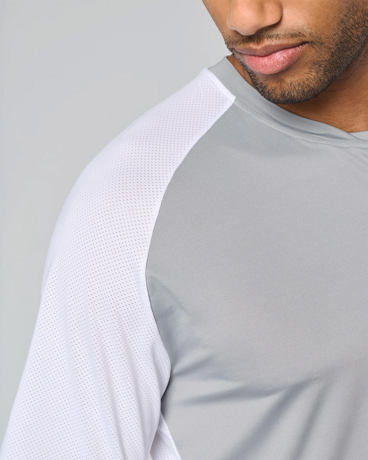 T-shirt sportiva bicolore con maniche raglan Uomo