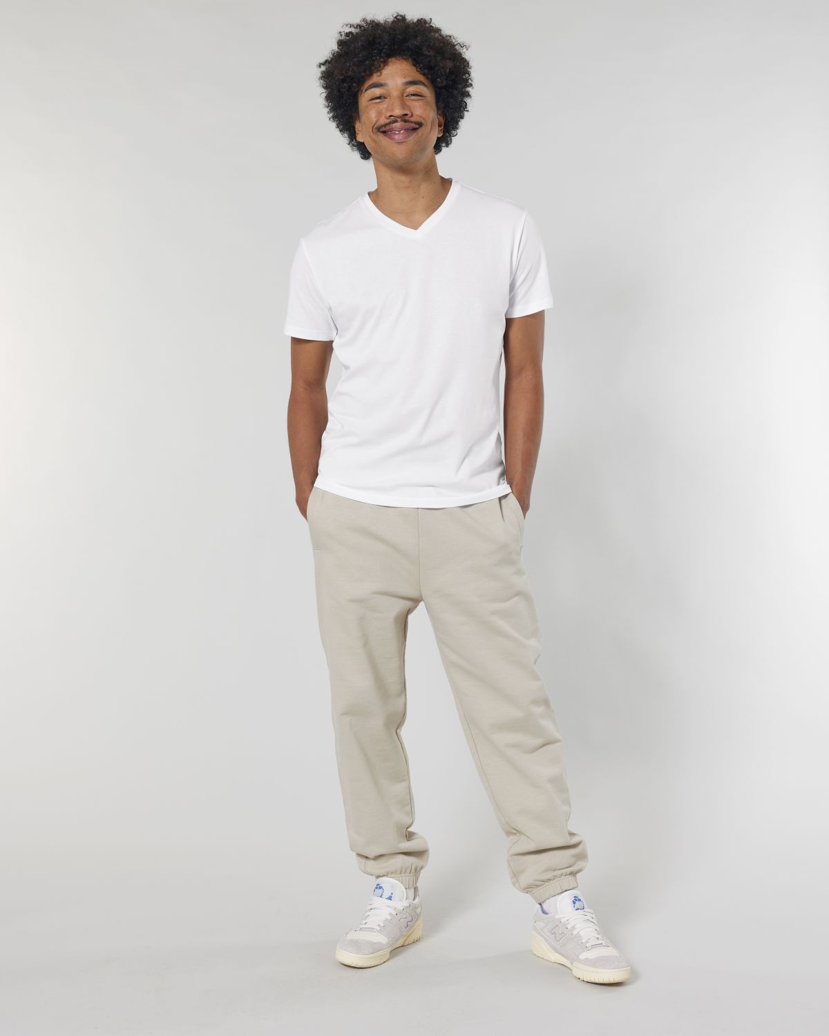 T-shirt scollo a V Uomo